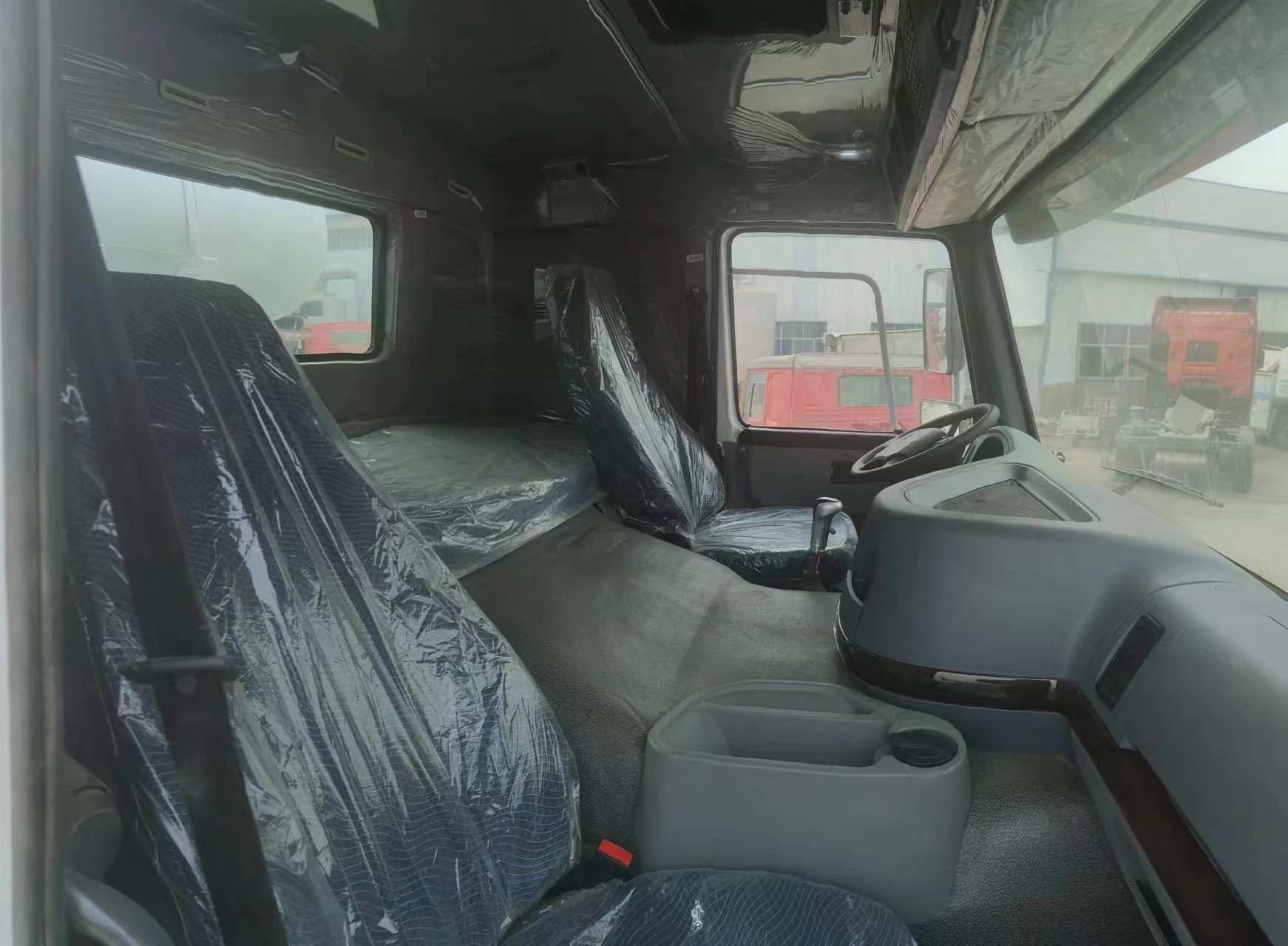 Best Selling Tractor Trucks Automatic Tractors Sinotruk 6X4 Tractor Truck For Sale