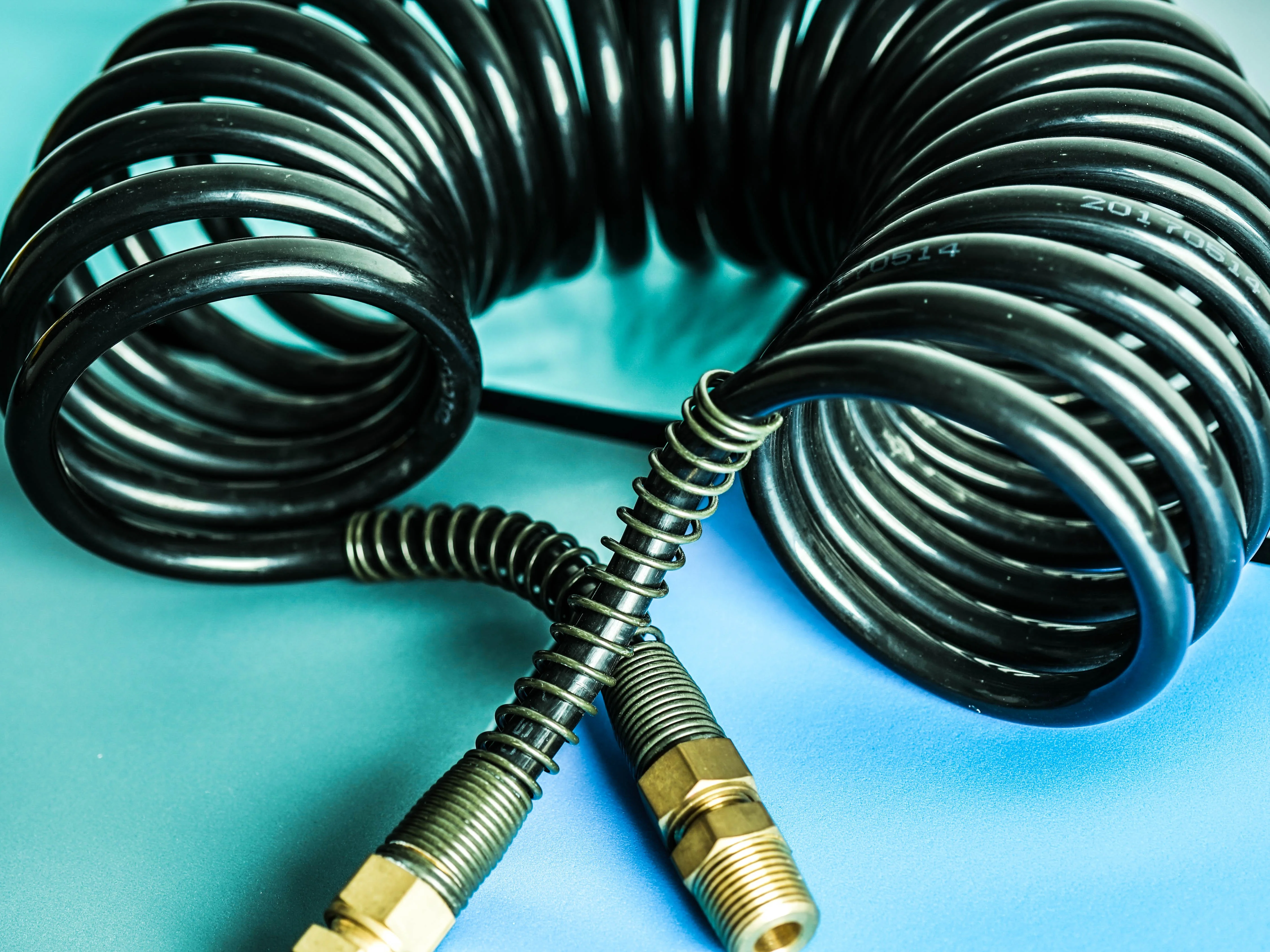 
6.5m Pneumatic Coiled Hose, Good Quality Air Coil for Trailer Brake System, PU Tube for Car Washer accessories 