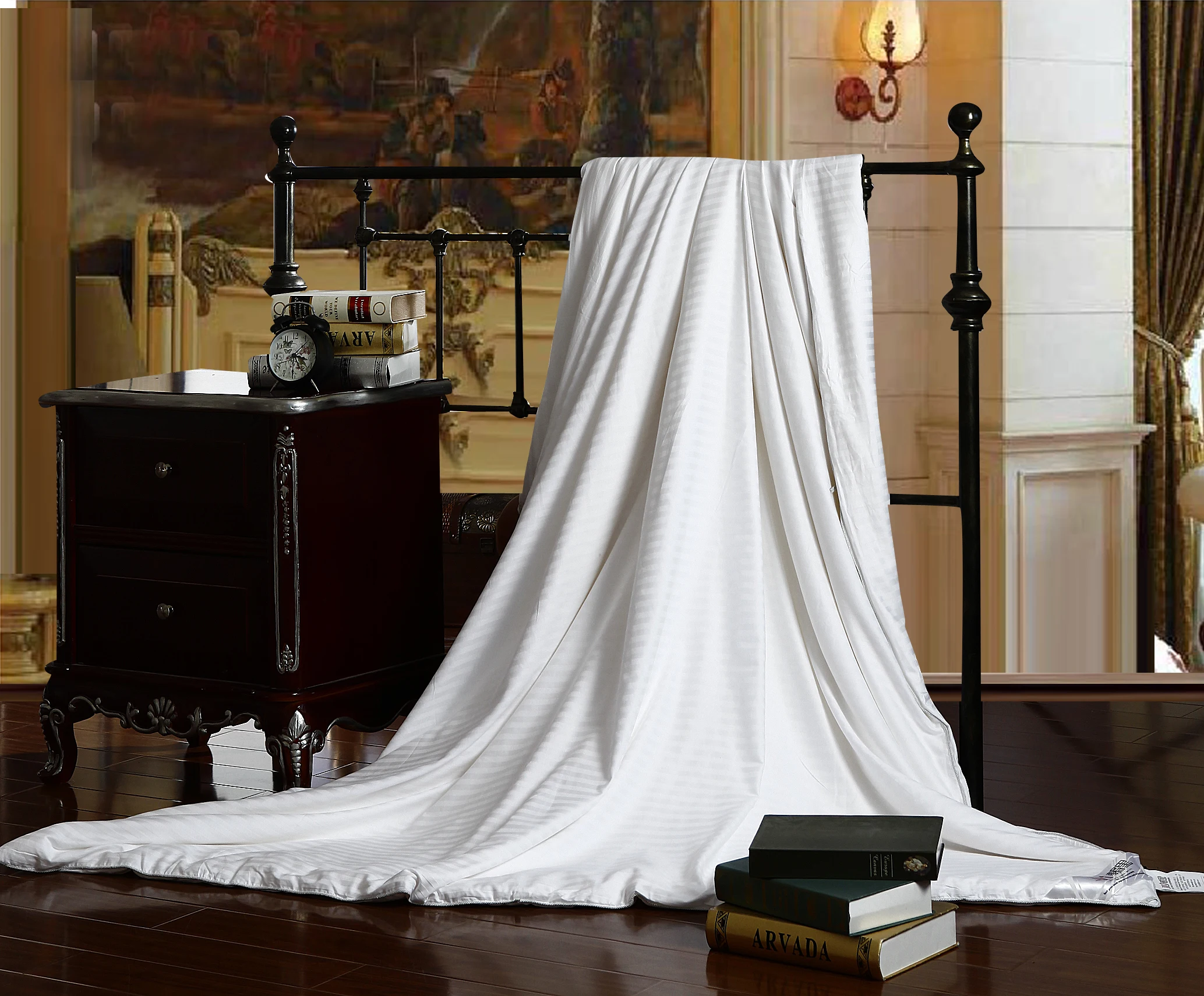 JILI SILK king size silk quilt with sateen stripe