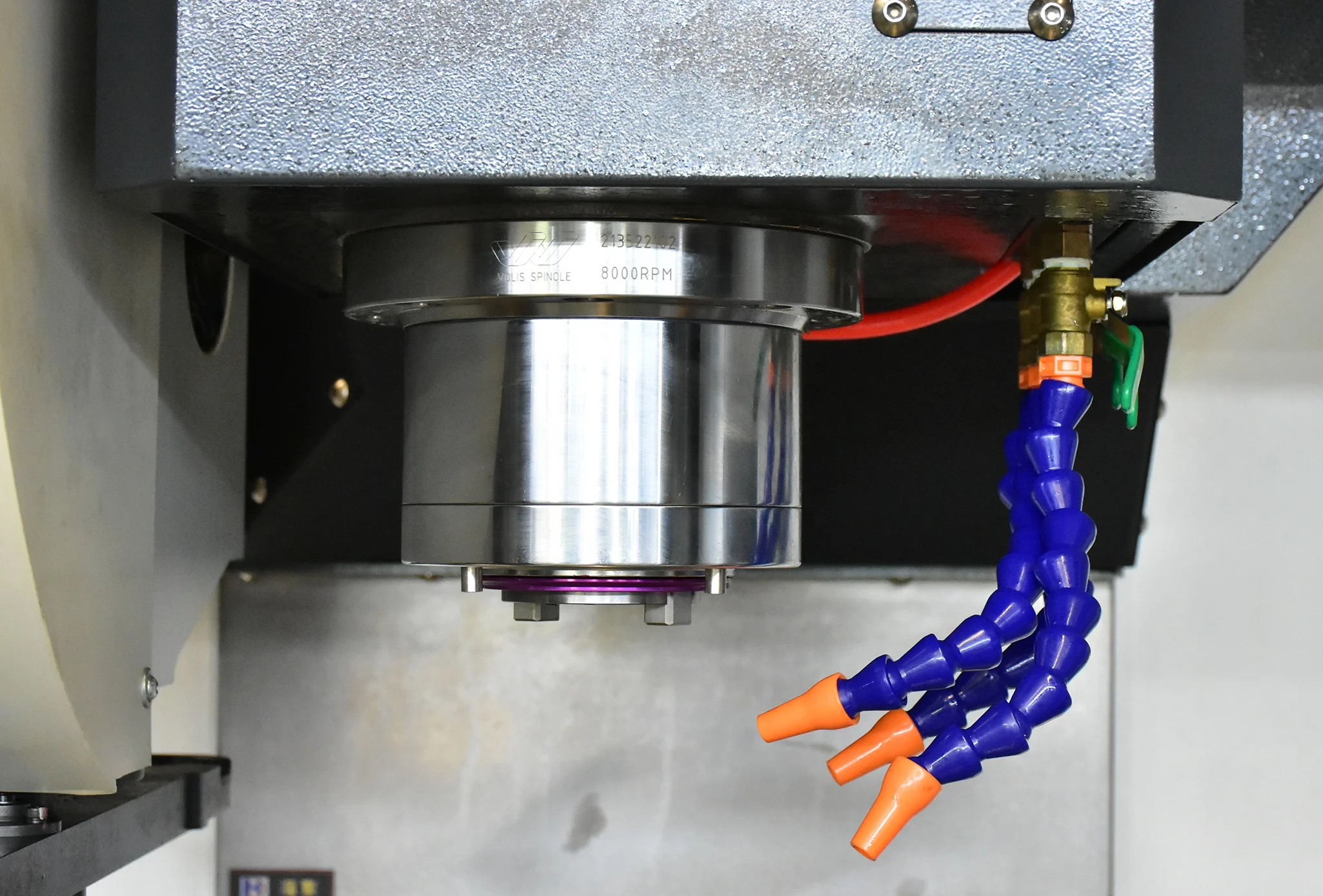 BRTC VMC1160 5 Axis Machine Cnc Metal Milling Center Cnc Machining Center Siemens 828D