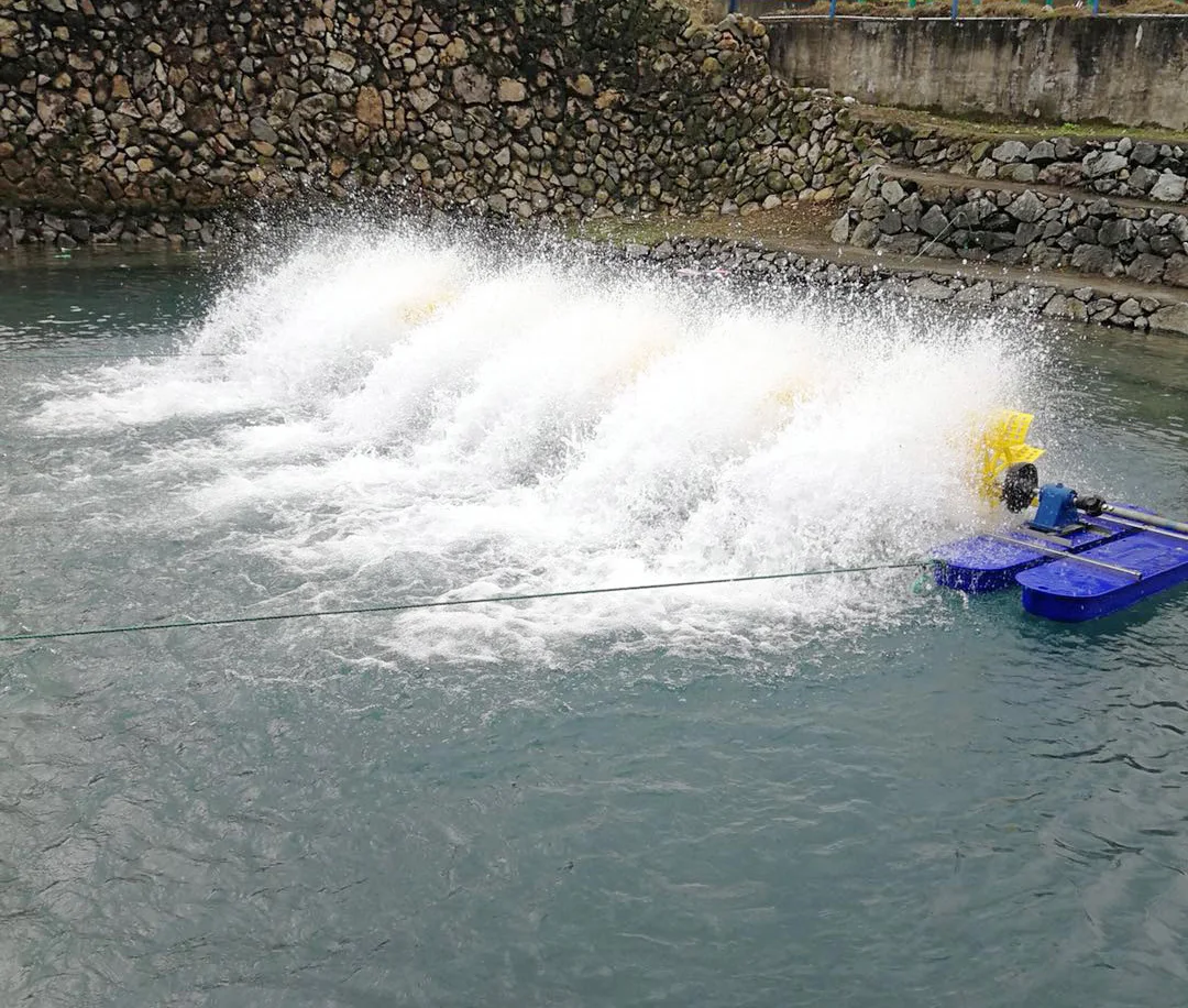Top Quality Floating Paddle Wheel Prawn Pond Aquaculture Aerator Diesel Engine Aerator