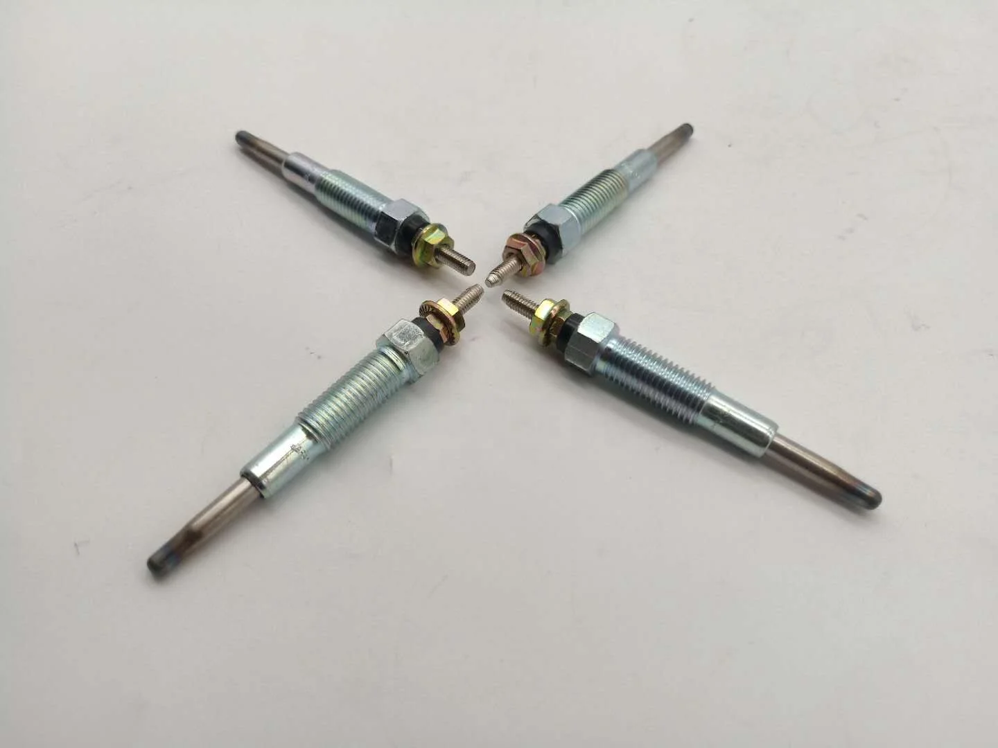 WL81-18-601 New in Stock Engine Parts GLOW PLUG for FORD RANGER 2.2 2.3 WL8118601
