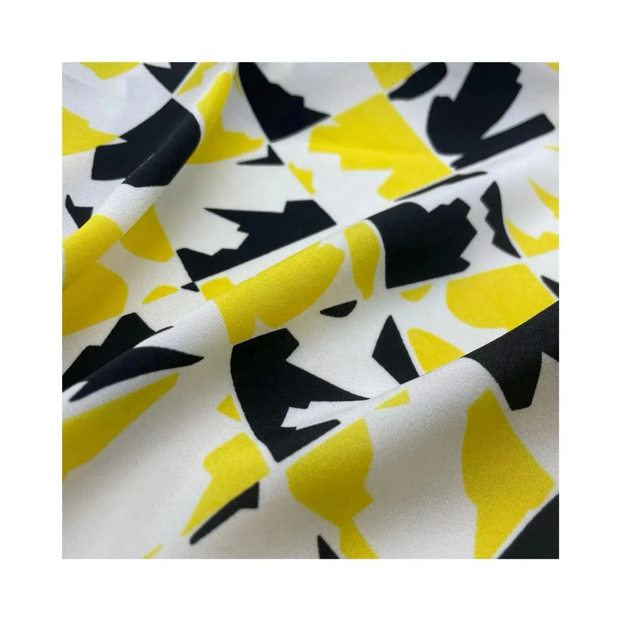 High Quality Custom Woven 74Gsm 100% Polyester Printed Fabric For Clothing