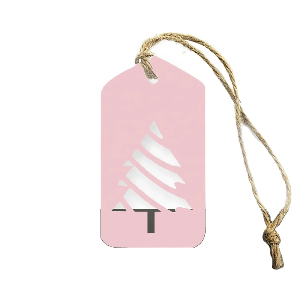 Индивидуальные Бумажные рождественские подарки, подвесные бирки на заказ, лазерная вырезка, подвесные бирки с веревкой и ушками