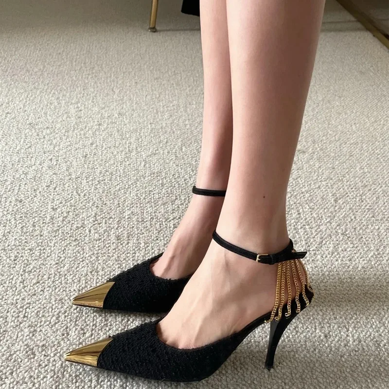rose Park Chae-young with the same high heels 22 early spring black sexy metal pointed thin heel shoes hollow sandals female