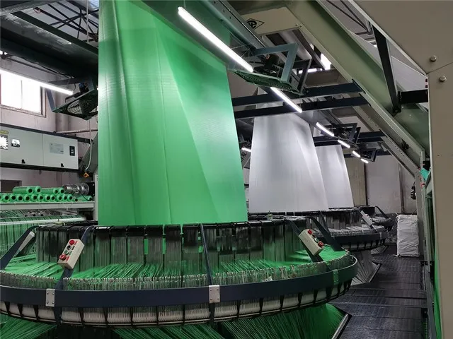 China Polypropylene Woven Bag Fabric Pp Roll PP material fabric roll For PP Bags Making