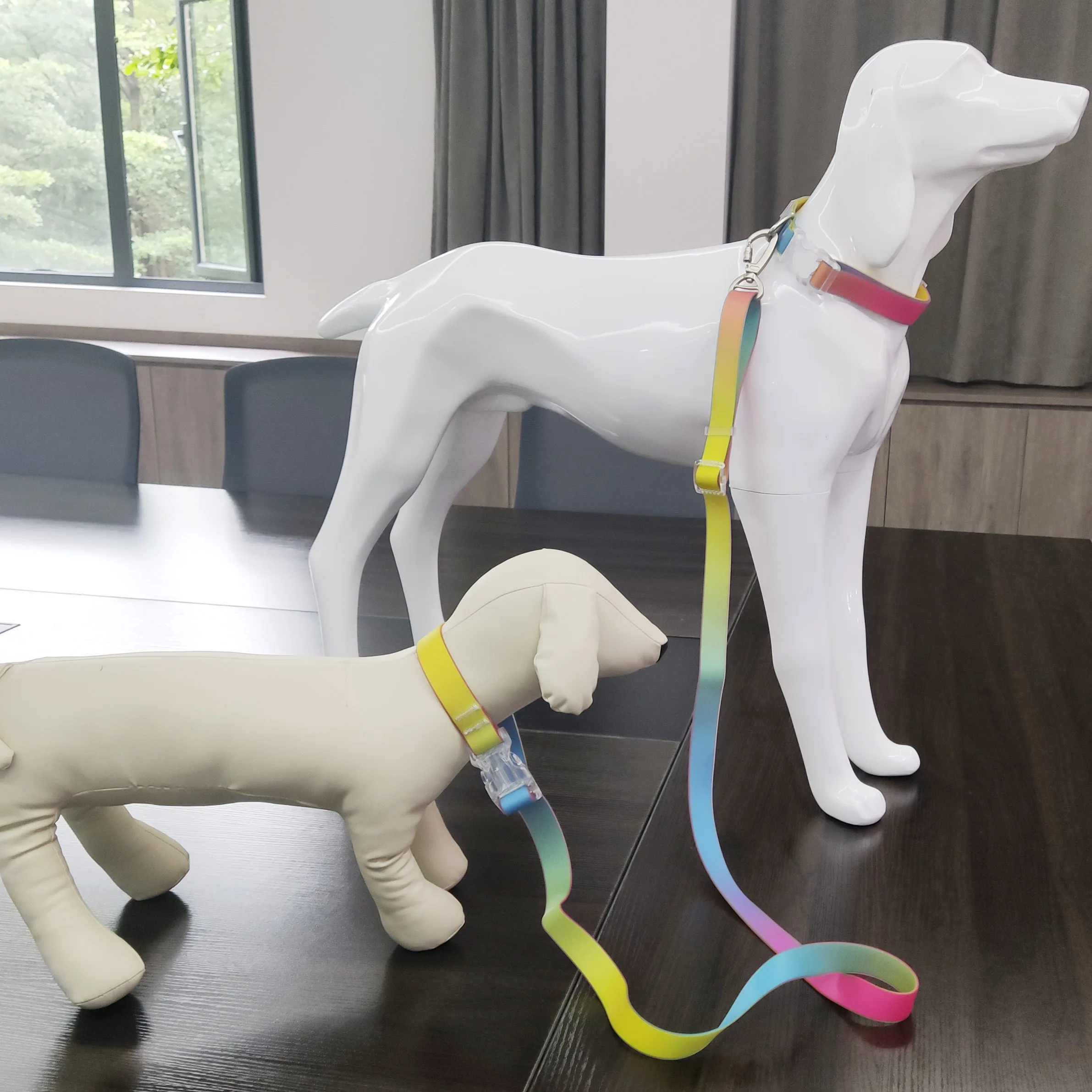 Customized fashion silicone TPU PVC Waterproof multifunctional dog leash and collar with heat transfer logo