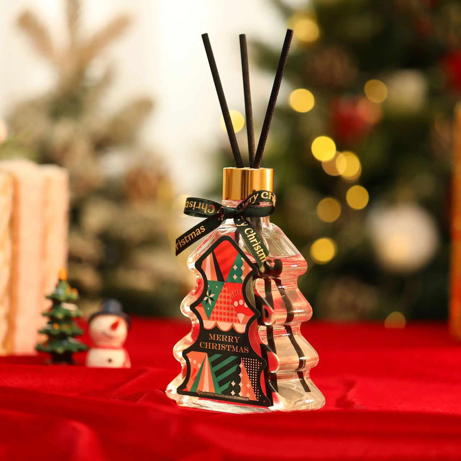200Ml Aromatherapy Essential Oil + Diffuser Stick Fireless Christmas Tree Gift Set Box Reed Diffuser Home Fragrance Air Fresher