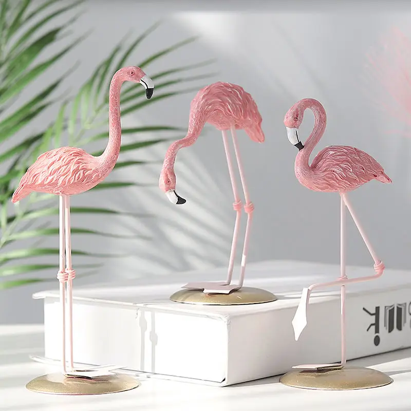 Nordic ins style resin flamingo decoration family living room desktop Flamingo decoration wedding decoration couple gifts