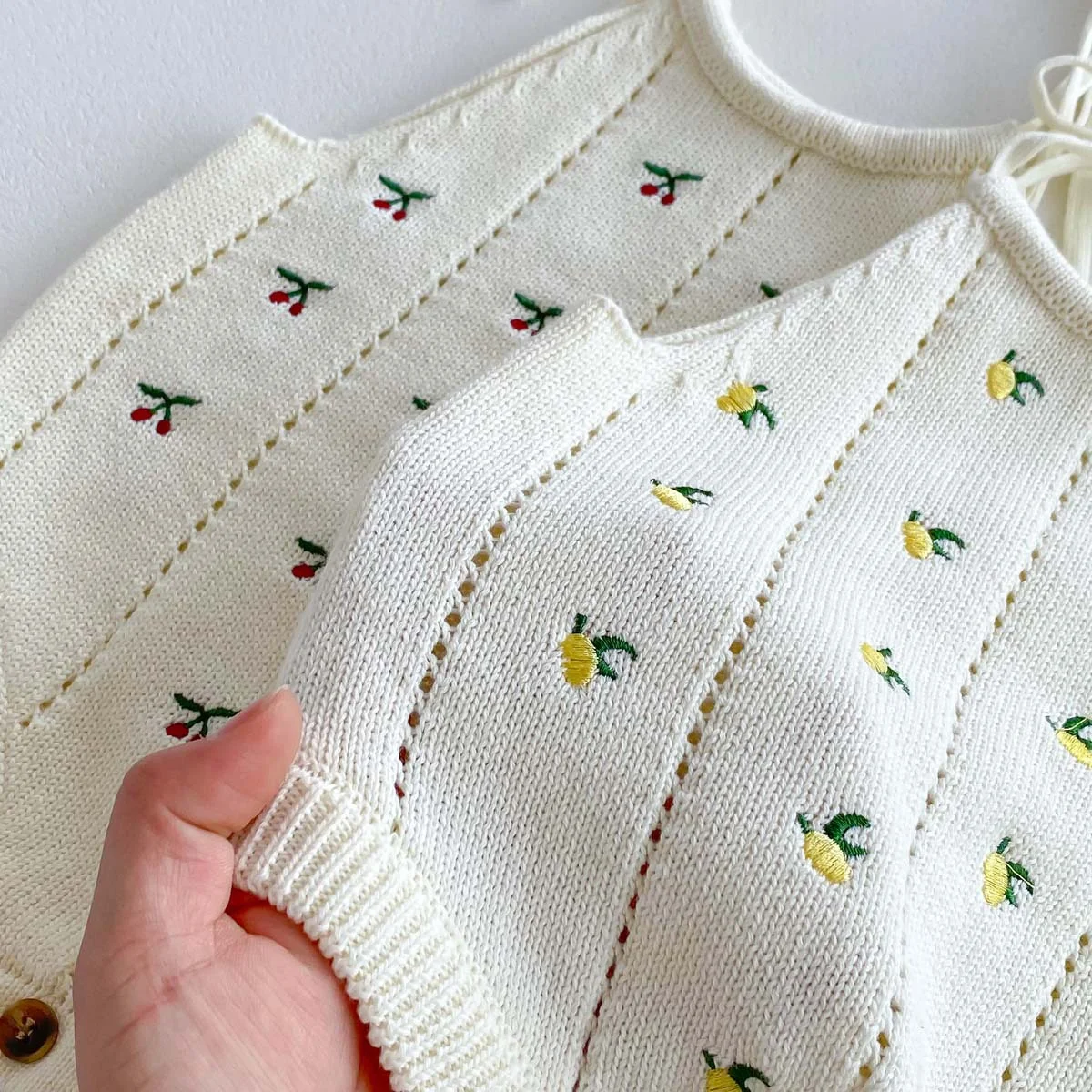 Super cute organic cotton embroidered sleeveless baby knit sweater bodysuit one piece outfits for newborn onesie