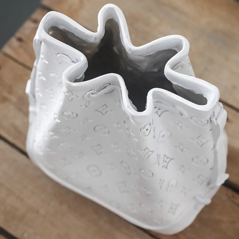 DREA Resin Flowers Bag Vase Home Decor designer Vase Bag Luxury Sculpture Gifts flower vase handbag