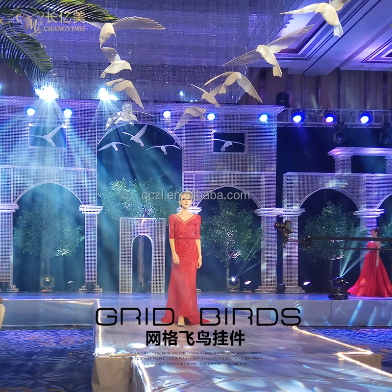 Iron Mesh Flying Bird Wedding Props Layout Pendant Window Decoration Wedding Site Ceiling Decoration