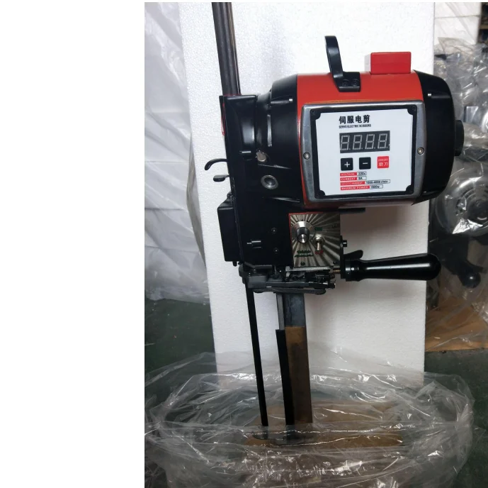 Servo type cloth cutting machine / Computerized Straight knife auto sharpening FABRIC cutting machine CZD-988, 1600W, 8inch