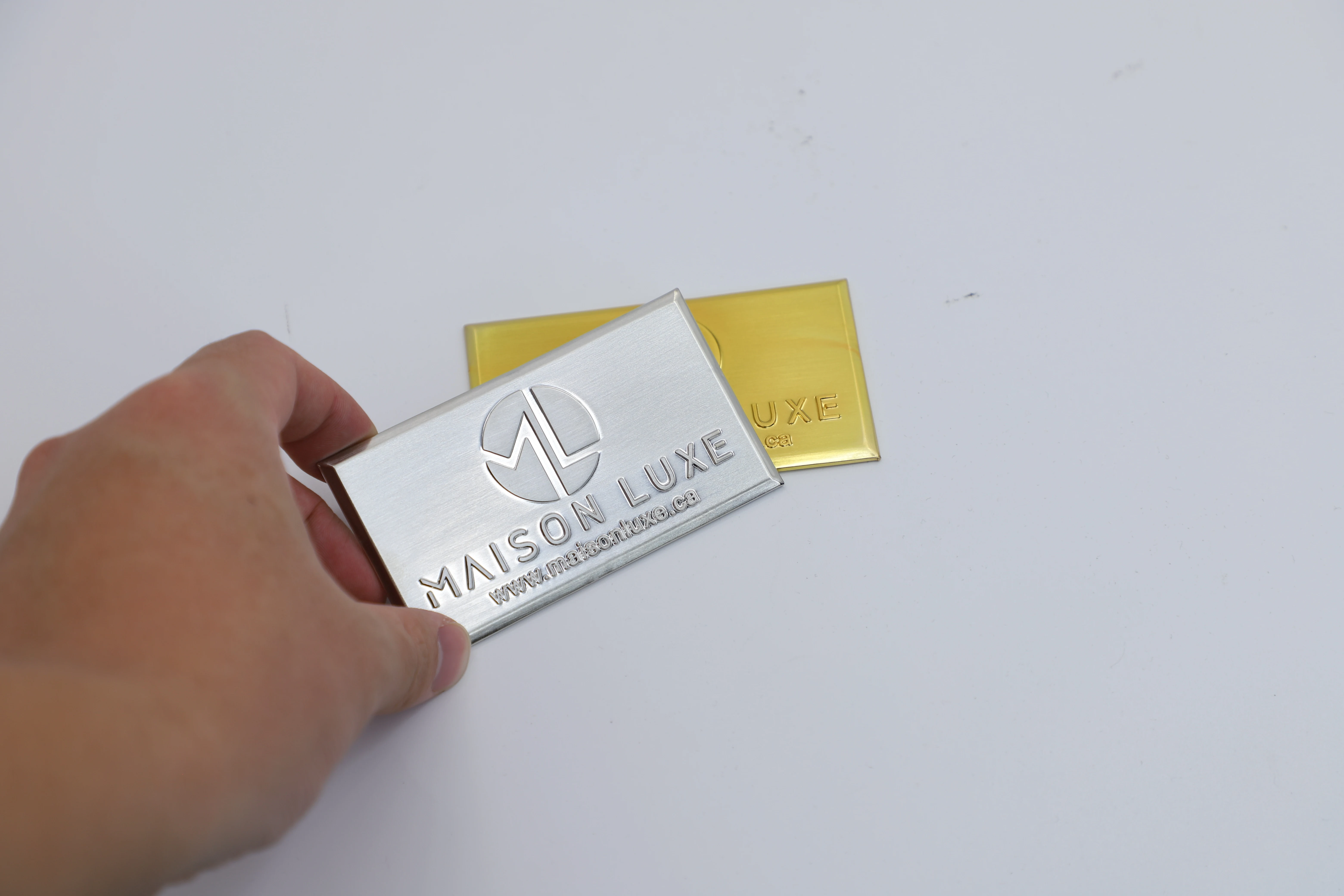 Glossy silver gold  Zinc alloy metal nameplate for bottle