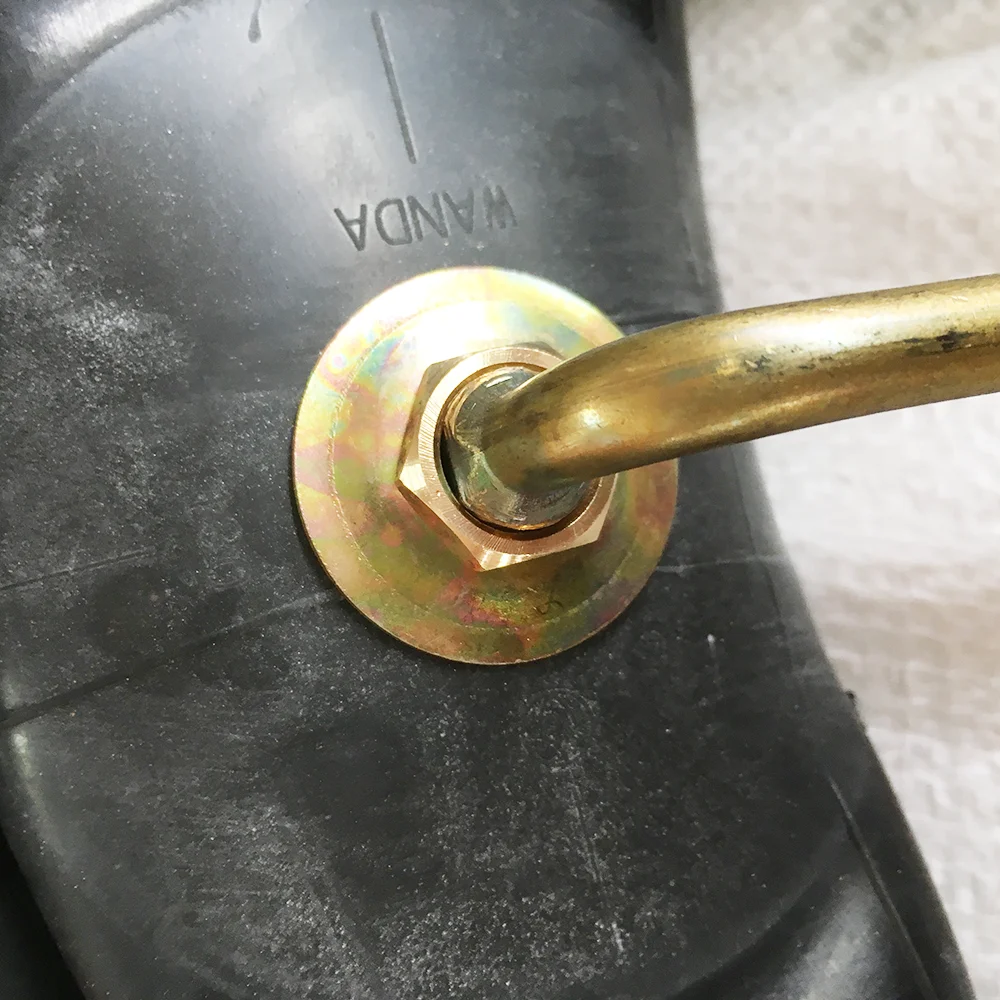 Cheap butyl rubber truck inner tubes 900R20 tractor tyre tube for sale