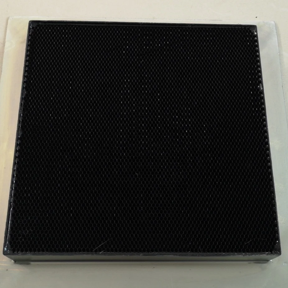 Shielding effectiveness of waveguide window shielding room