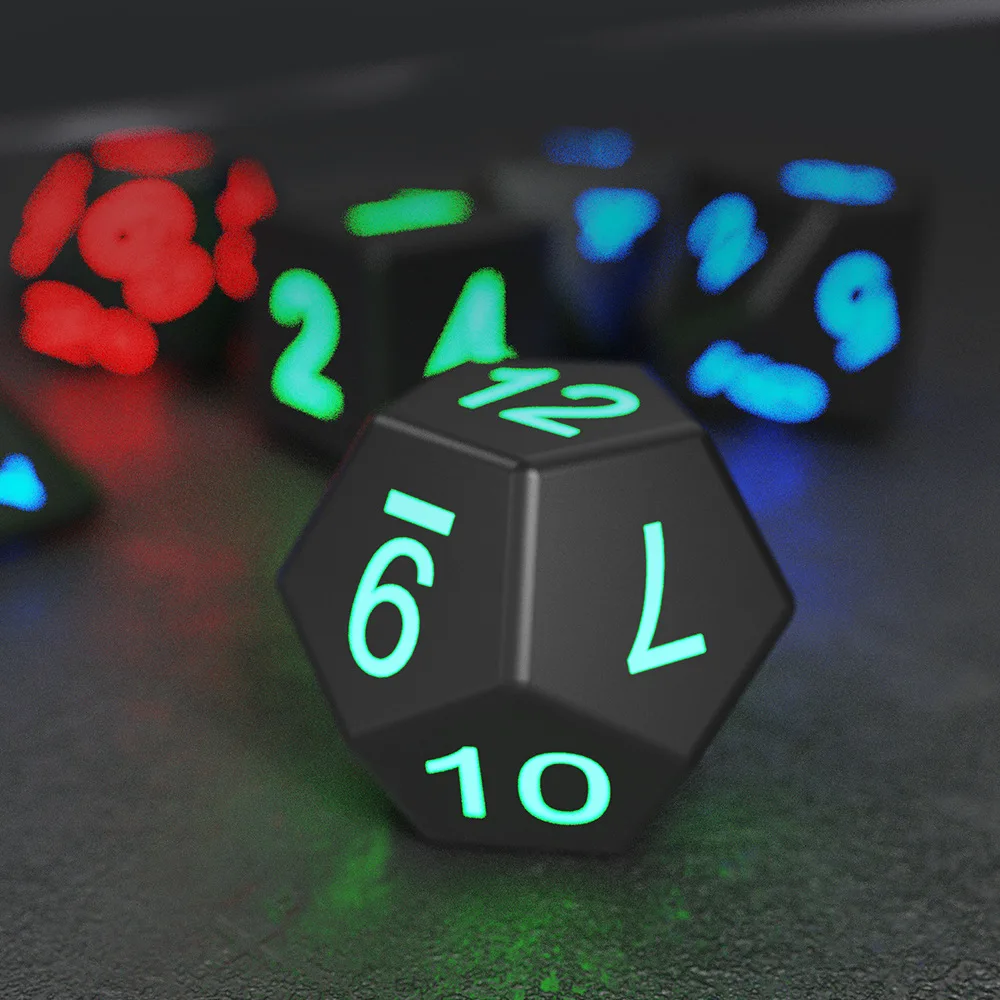 DND перезаряжаемые светодиодные кубики цвета многогранные 7 шт. dungeons and dragons RPG набор для настольных ролевых игр