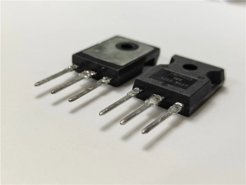 MOSFET Transistor IRFP450 500V 14A (Tc) 190W (Tc)