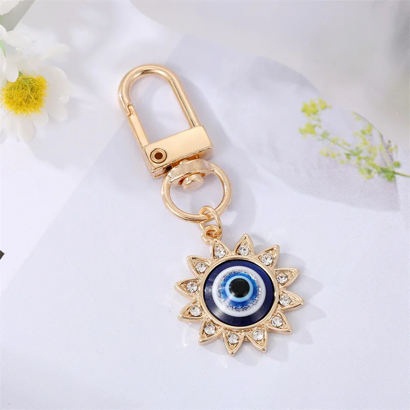 2022 New Design Heart Evil Eye Couple Keychain For  Blue Eye Bag Car Pendant Airpods Box Rhinestone key chain