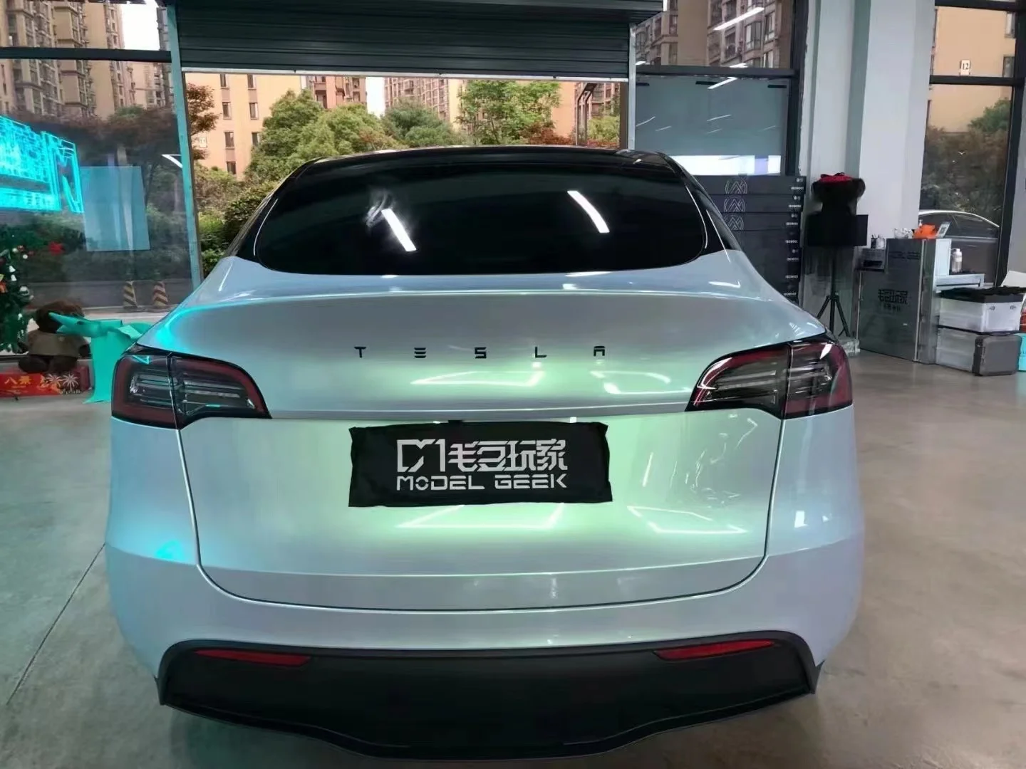 Warranty 1.52*17m High Glossy Metallic Color Changing Blue to Green Car Body Vinyl Wrap