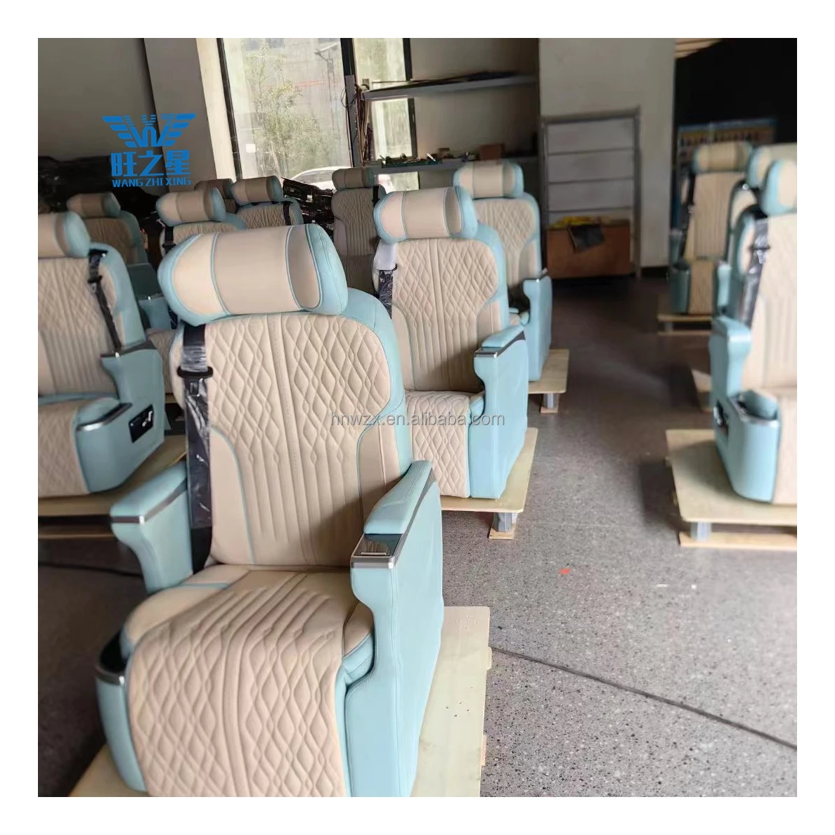 Luxury Design Car Seat Leather Business Car Seat for Alphard/Vellfire/Toyota Sienna