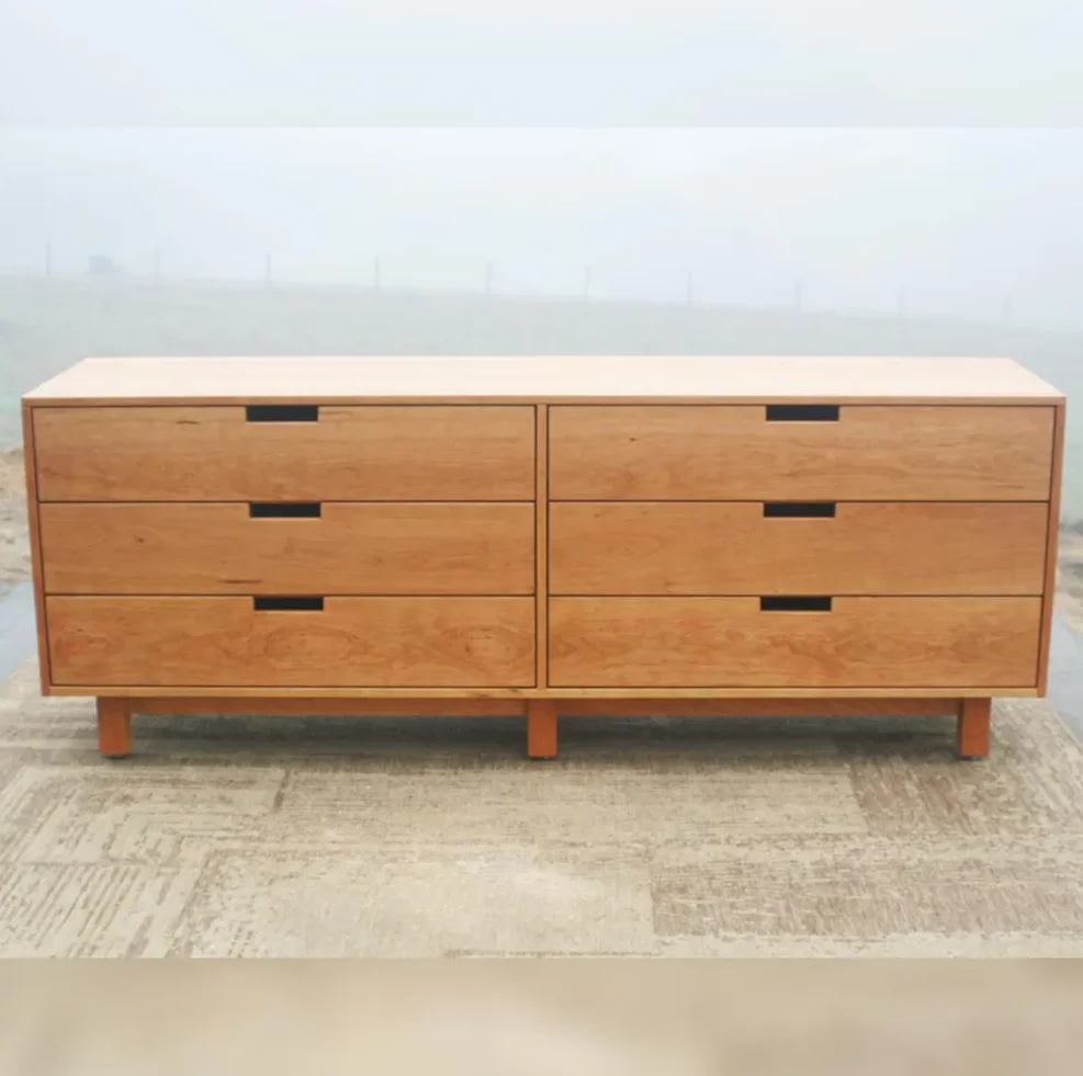 Factory Wholesale Customizable Scandinavian Wooden Bedroom Furniture Space-Saving Chest of Drawers for Dressing & Storage