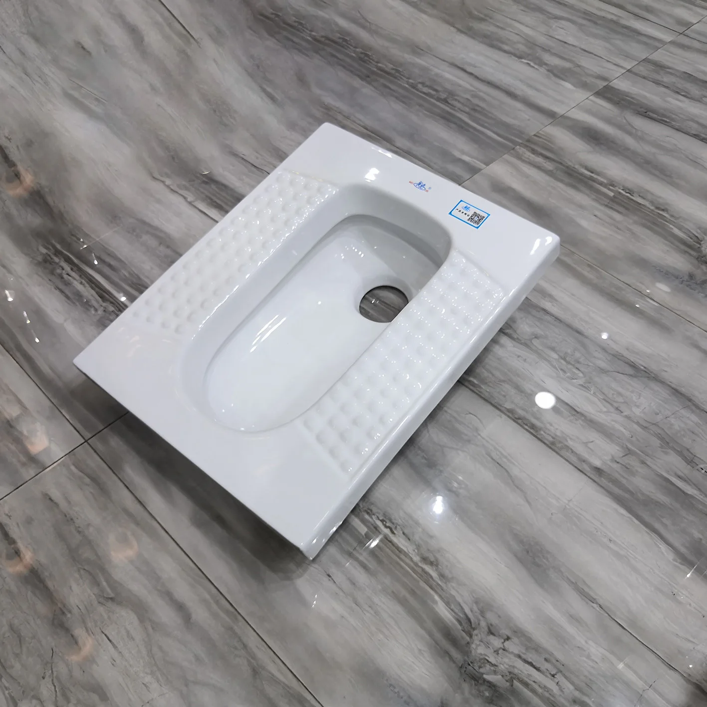 
High quality ceramic modern style squatting pan environmental ceramic toilet 