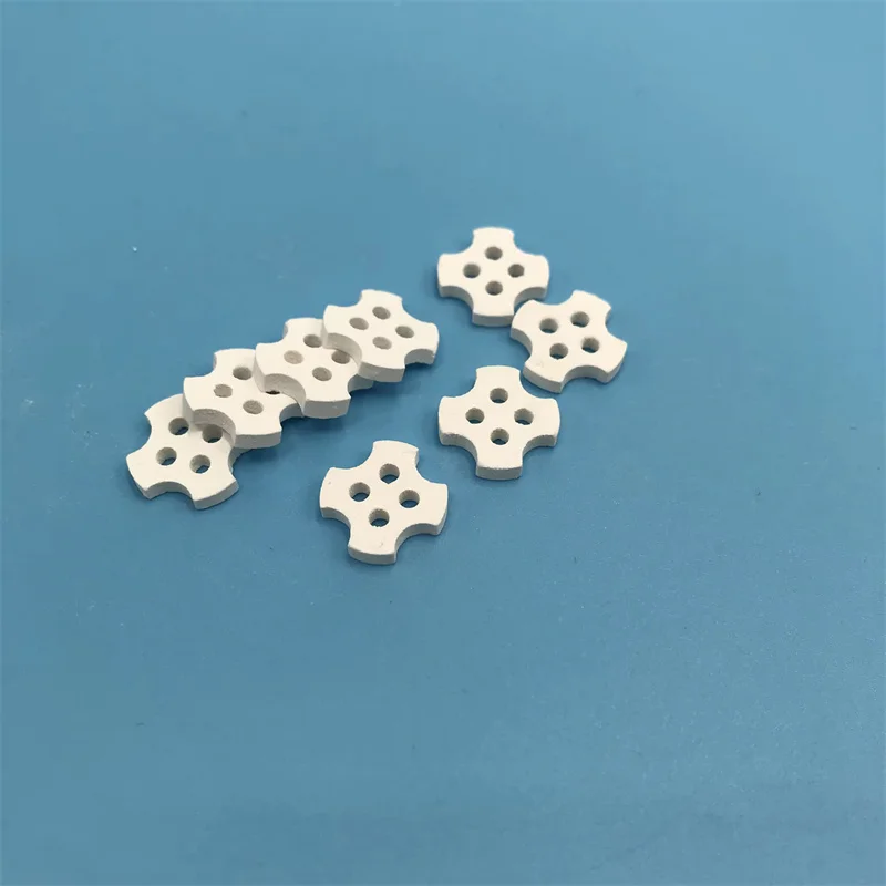 Customized High Purity MgO Gasket Magnesium Oxide Ceramic Plate with Holes