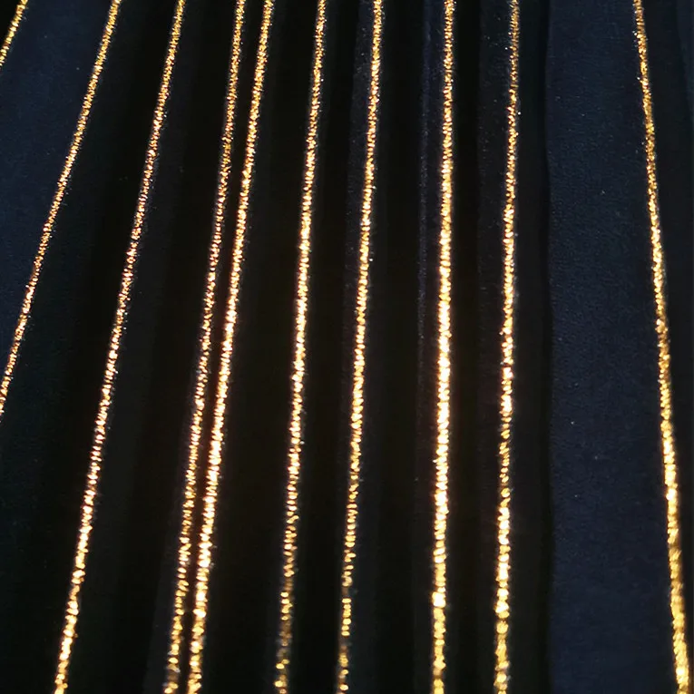 
New style golden edge thick material pleated dress fabric 