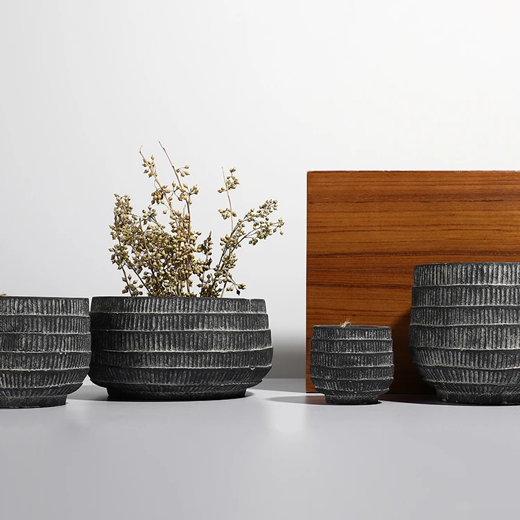 Unique wood grain embossed matte black balcony decorative gardening decor cement planter molds for garden