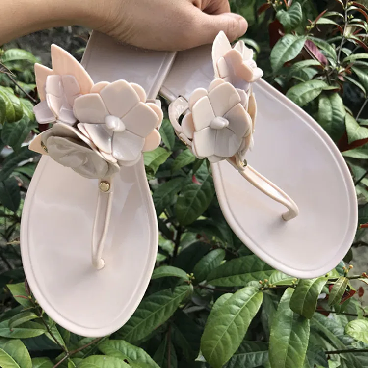 USA popular jelly ladies beach slippers girl latest three-dimensional flower  Wholesale  summer pvc footwear for yong girl