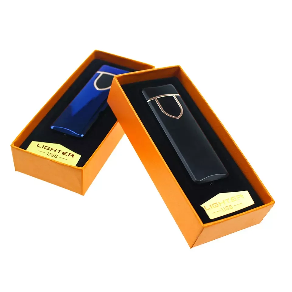 71 Электронная USB-зажигалка с индивидуальным логотипом беспламенные аксессуары для курения зажигалка