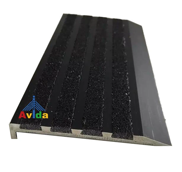 Abrasive Aluminum Anti-slip Stair Nosing for Timber Staircase