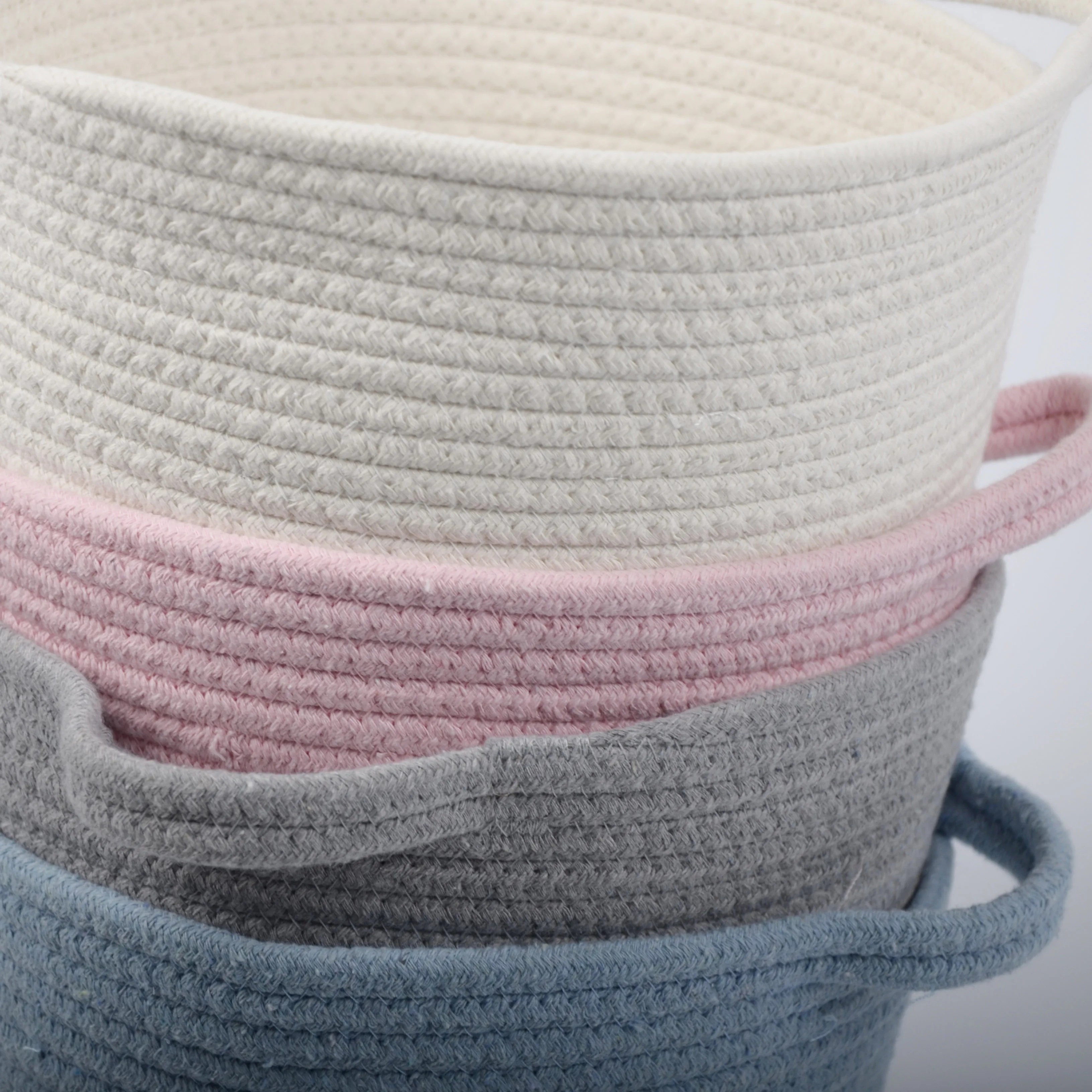 cotton rope woven storage basket hot-selling storage desktop sundries organizer basket cotton rope basket with handles