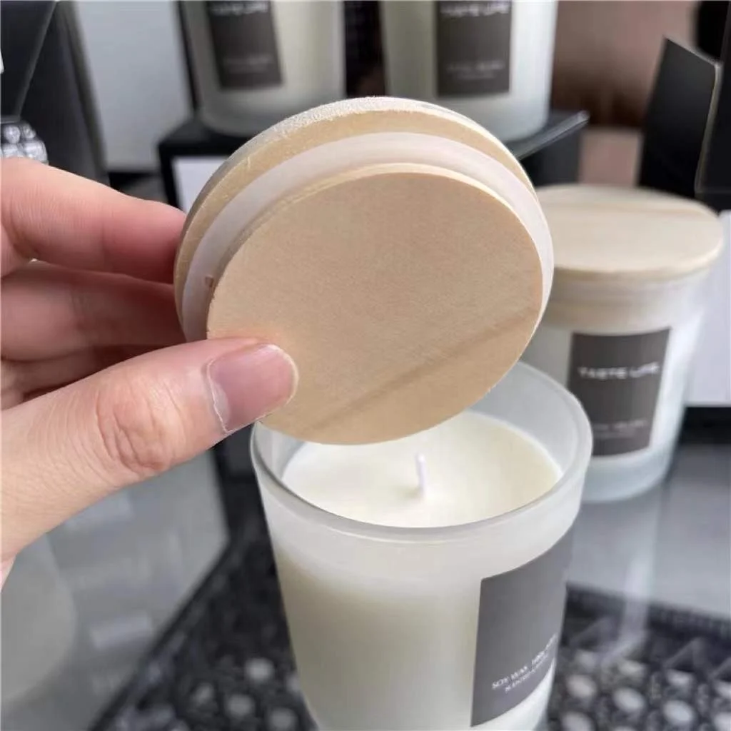 Wholesale Decorative 4oz 8oz 10oz 12oz 16oz 230Ml 320Ml 500Ml Empty Matte Glossy Luxury Wood Lids Custom Glass Candle Containers