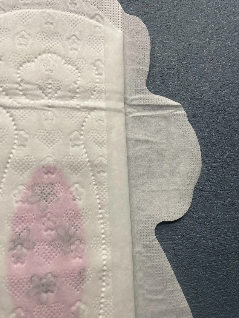 China Quanzhou Supplier Wholesale Custom Comfortable Extra Long Sanitary Napkins High Absorption Ladies Menstrual Period Pad