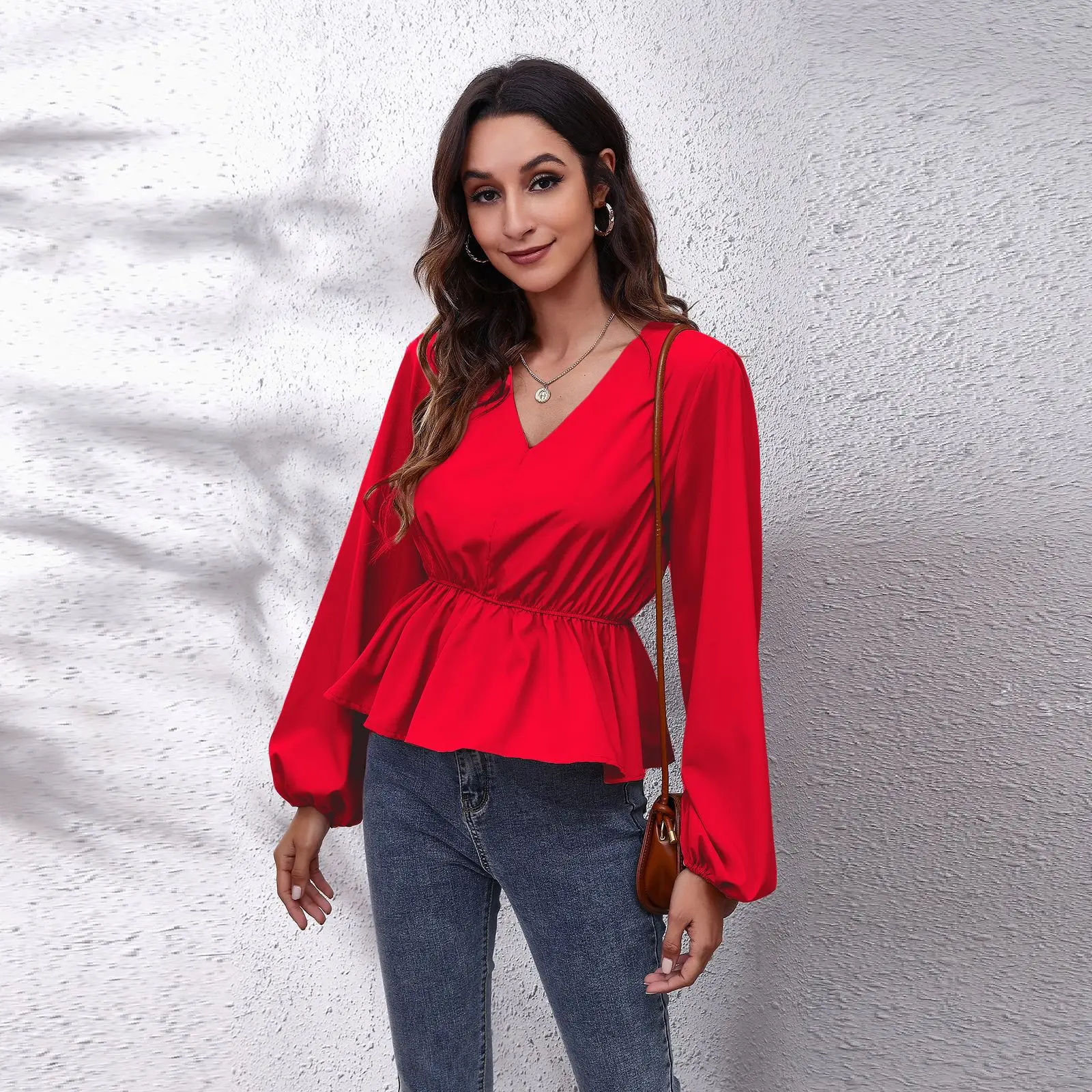 Bulk wholesale women clothing autumn lantern sleeve chiffon shirt for ladies Solid color waist V-neck long sleeves blouse 2022
