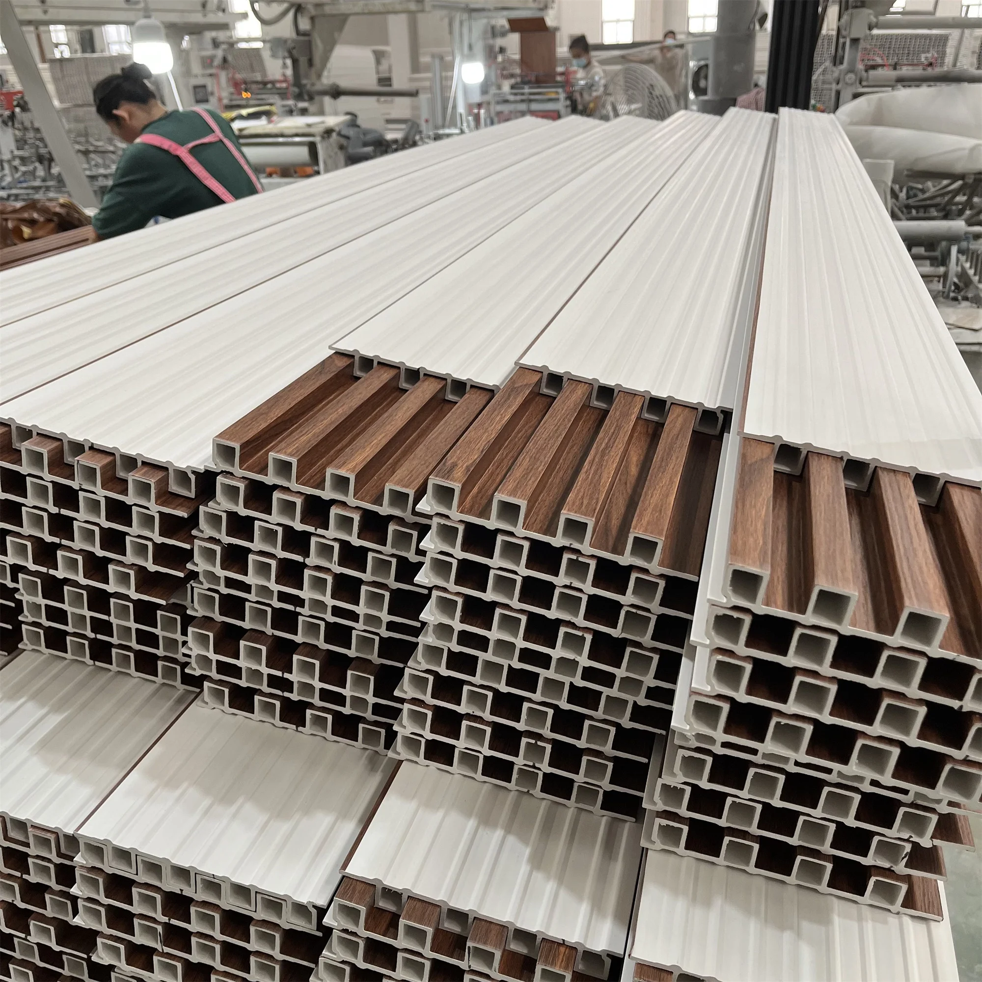 Panneau Revetement PVC LAMBRIN Paneles Ranurados Wpc Wall Panel Wood Slat Woc Timber square Tube