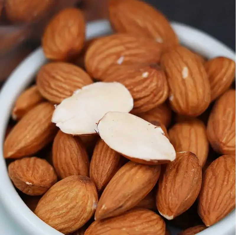 Hight Grade unsalted cashew nuts& almonds snack almond nuts natural 1 kg 5kg