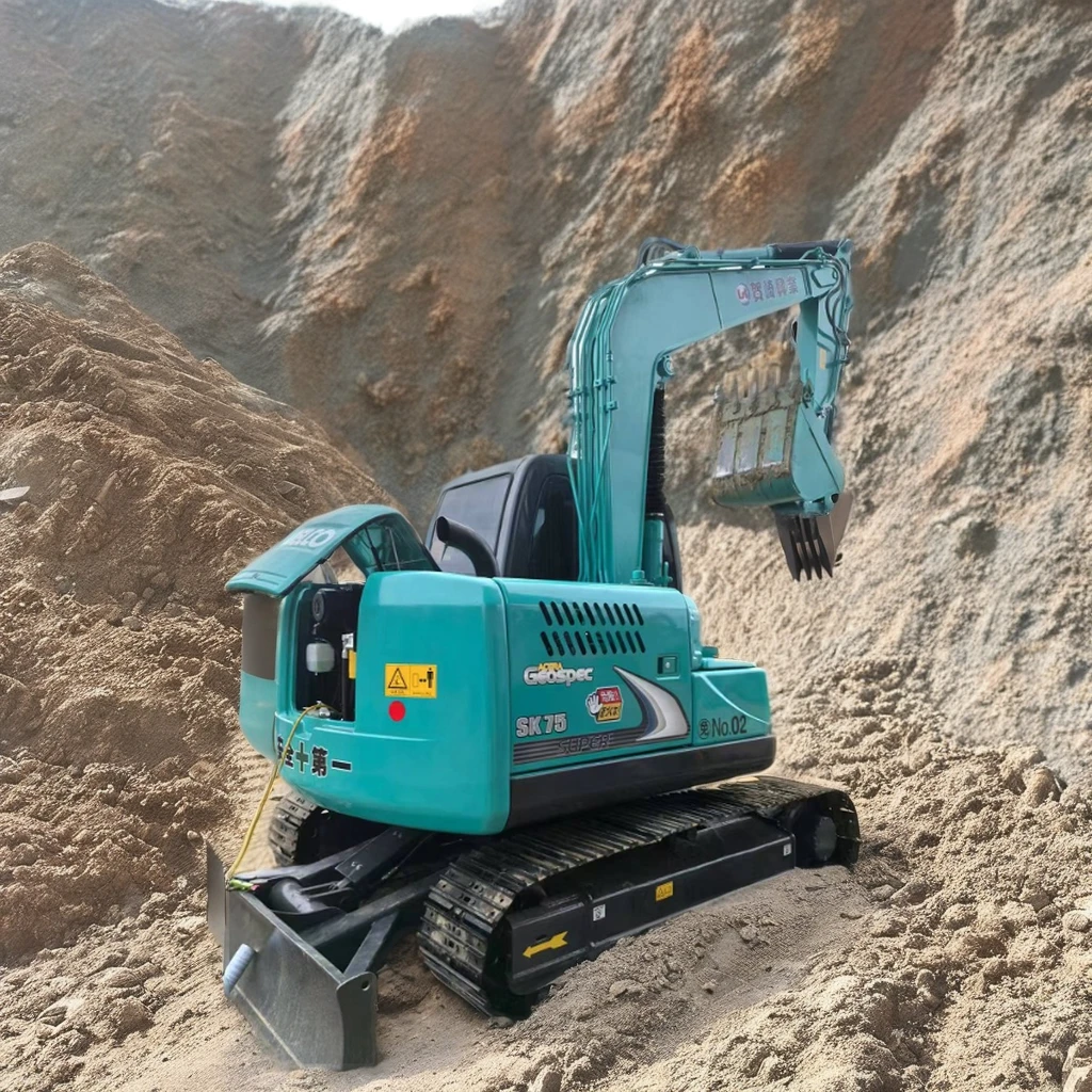 Factory cheap price second hand caterpillar 7ton excavators / mini  used excavator / Kobelco 75 crawler excavator