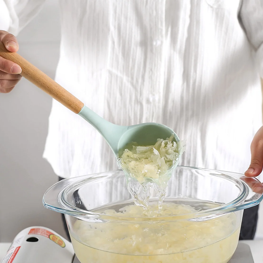 Customized Turner Spoon Cooking Wooden Handle Kitchen Tools 12pcs Silicone Kitchen Utensil Set