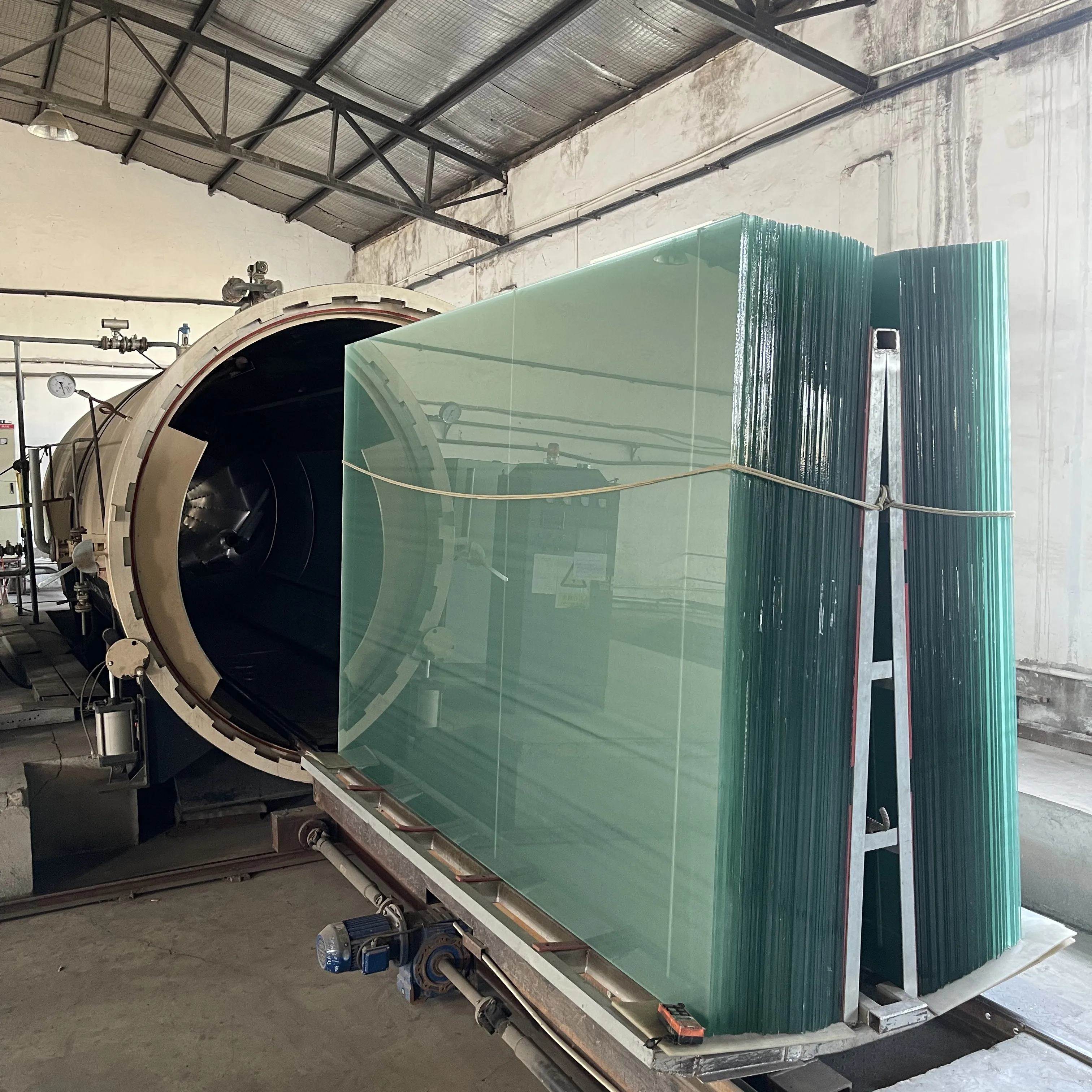 High Quality And Safety Tempered Laminated Glass 6.38 8.38 10.38  Pvb Sgp Sandwich Building Laminated Glass