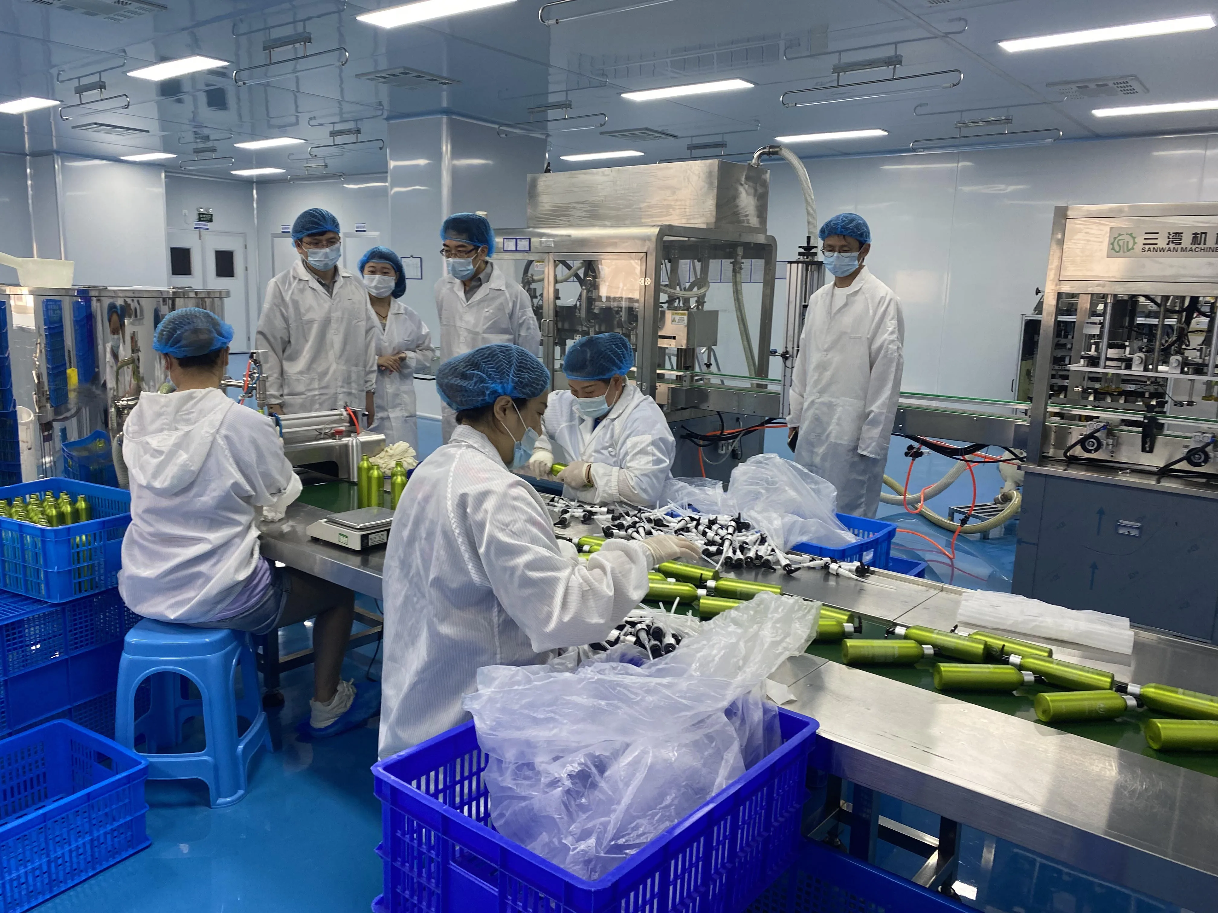 Wholesale Private Label Luxury Goats Milk Whitening And Nourishing Body Shampoo Shower Gel