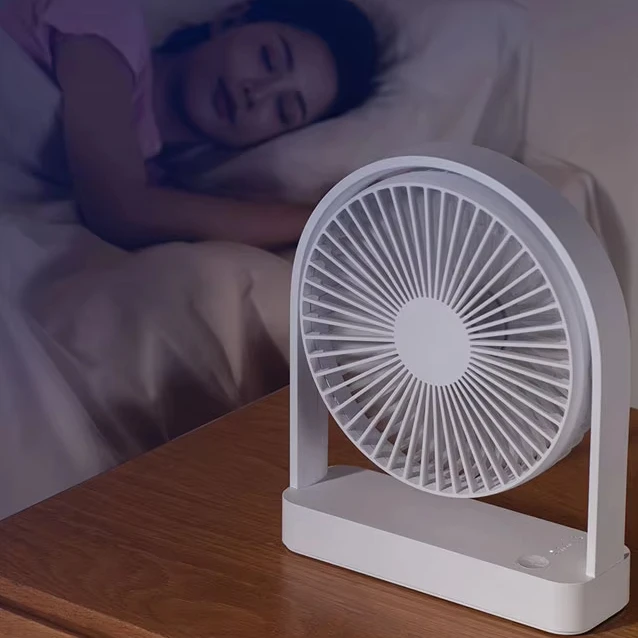 Smart Type-C Fast Charging Manually Adjustable Three Gears Desktop Air Cooling Fan Hot Seller 2000mAh Lightweight Desktop Fan