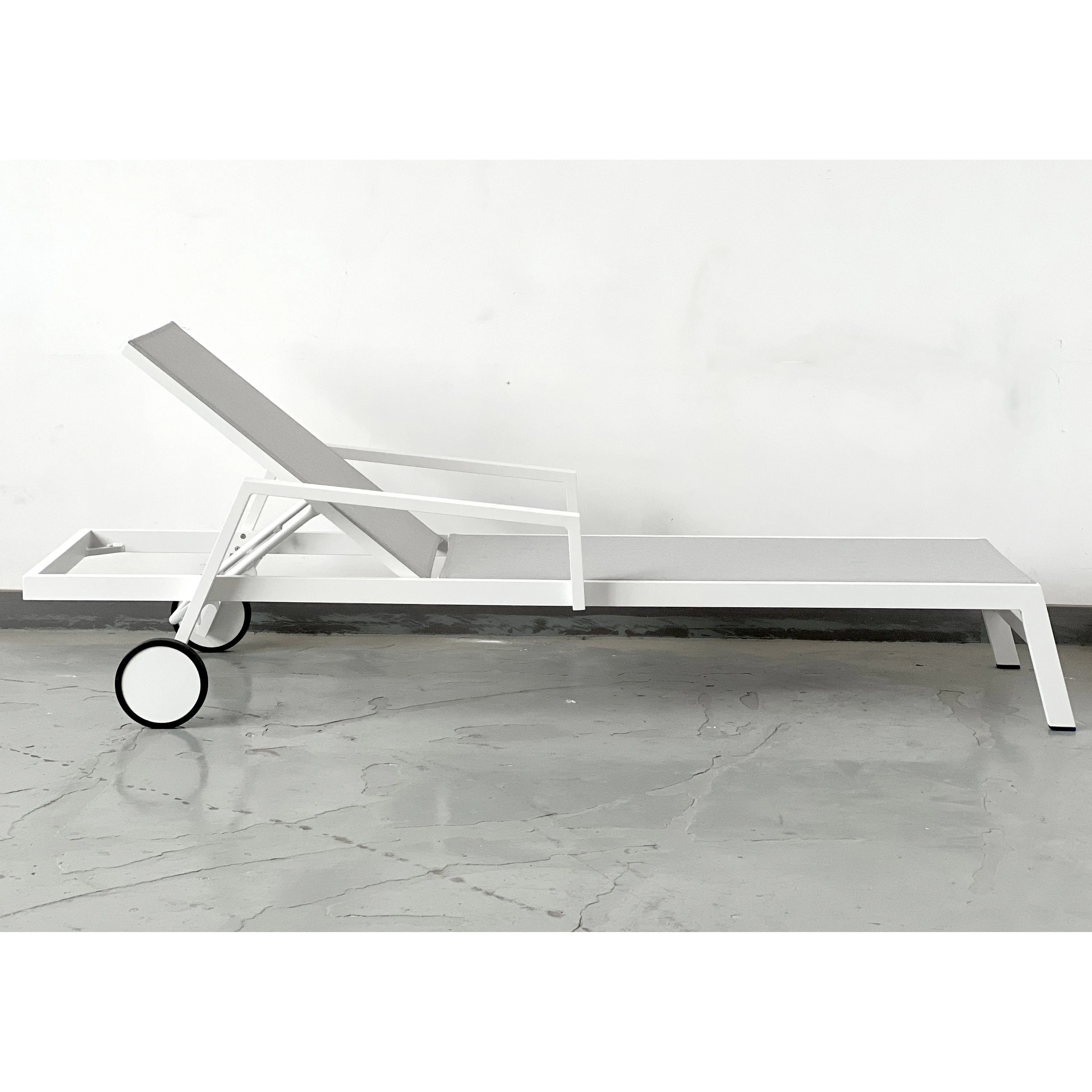 Popular Outdoor wood waterproof garden Patio Sunbed Swimming Pool Sun beach lounger