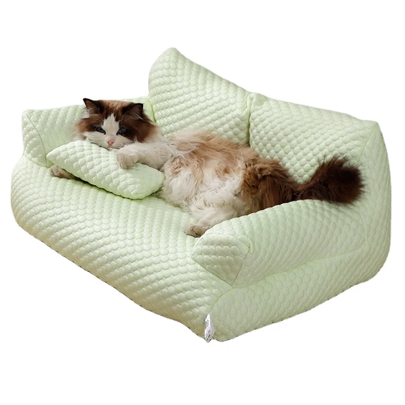 Summer Ice Silk Cold Pet Mats Sleeping Sofa Cats and Dogs Cooling Pet Cool Mat Mattress Breathable Dog Bed