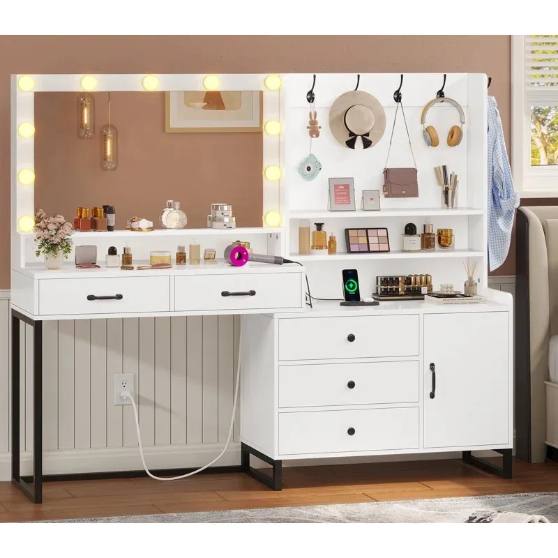 Modern Vanity Makeup Table With LED Light Dressing Table With Mirror for Bedroom