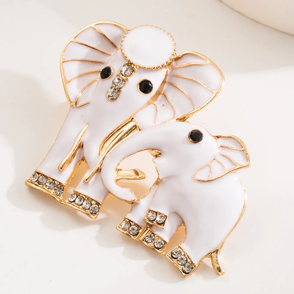 Fashion Cute Mother Child Elephants Enamel Brooch with Zircon Lucky Jewelry Women Men Wedding Gift Party Bag Accessories