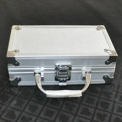 100 CHIP DELUXE POKER CASE