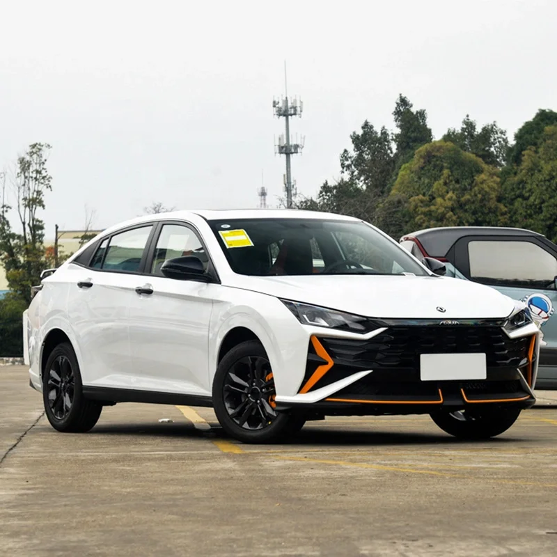 Новая китайская Автомобильная 2024 Dongfeng Aeolus Yixuan MAX 1 5 T премиум-класса светодиодная камера Электрический седан подержанные и дешевые автомобили
